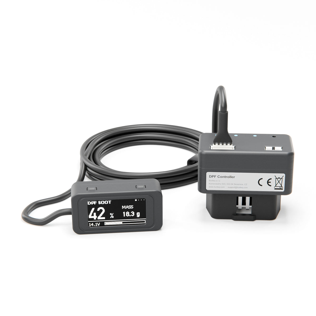 DPF Controller kit: OBD2 unit and OLED display with the 2 m cable coiled behind them